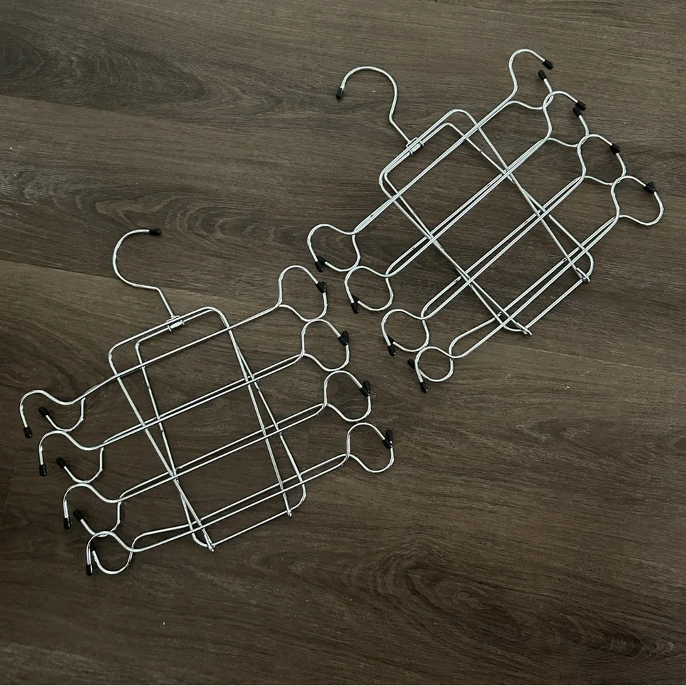 Set of 2 Extended Clothes Hangers